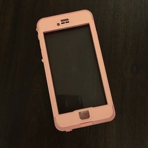 iPhone 6+/6S+ Lifeproof— make an offer♠️